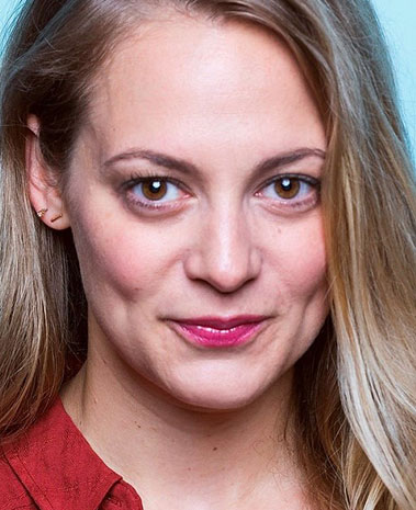 Headshot of Jenni Barber
